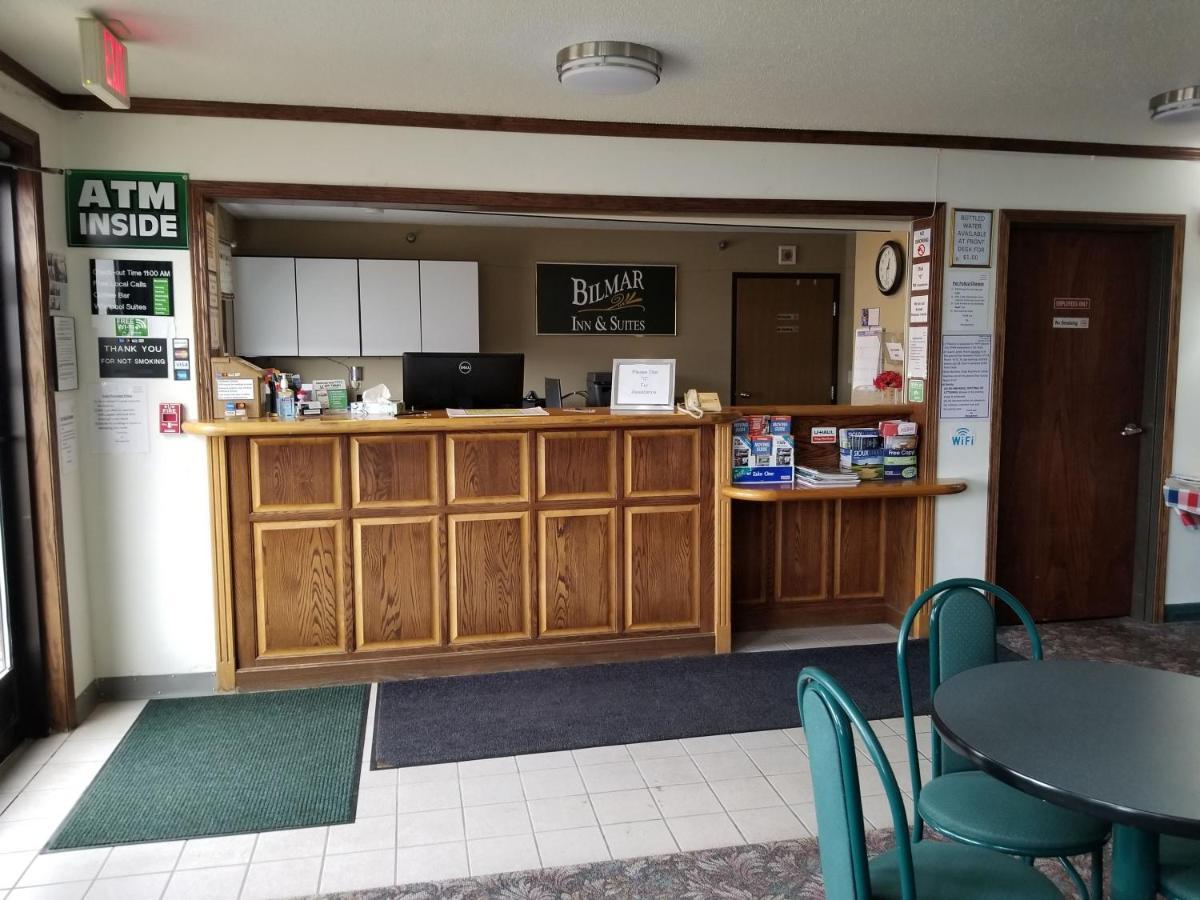 Bilmar Inn & Suites Dell Rapids Екстериор снимка